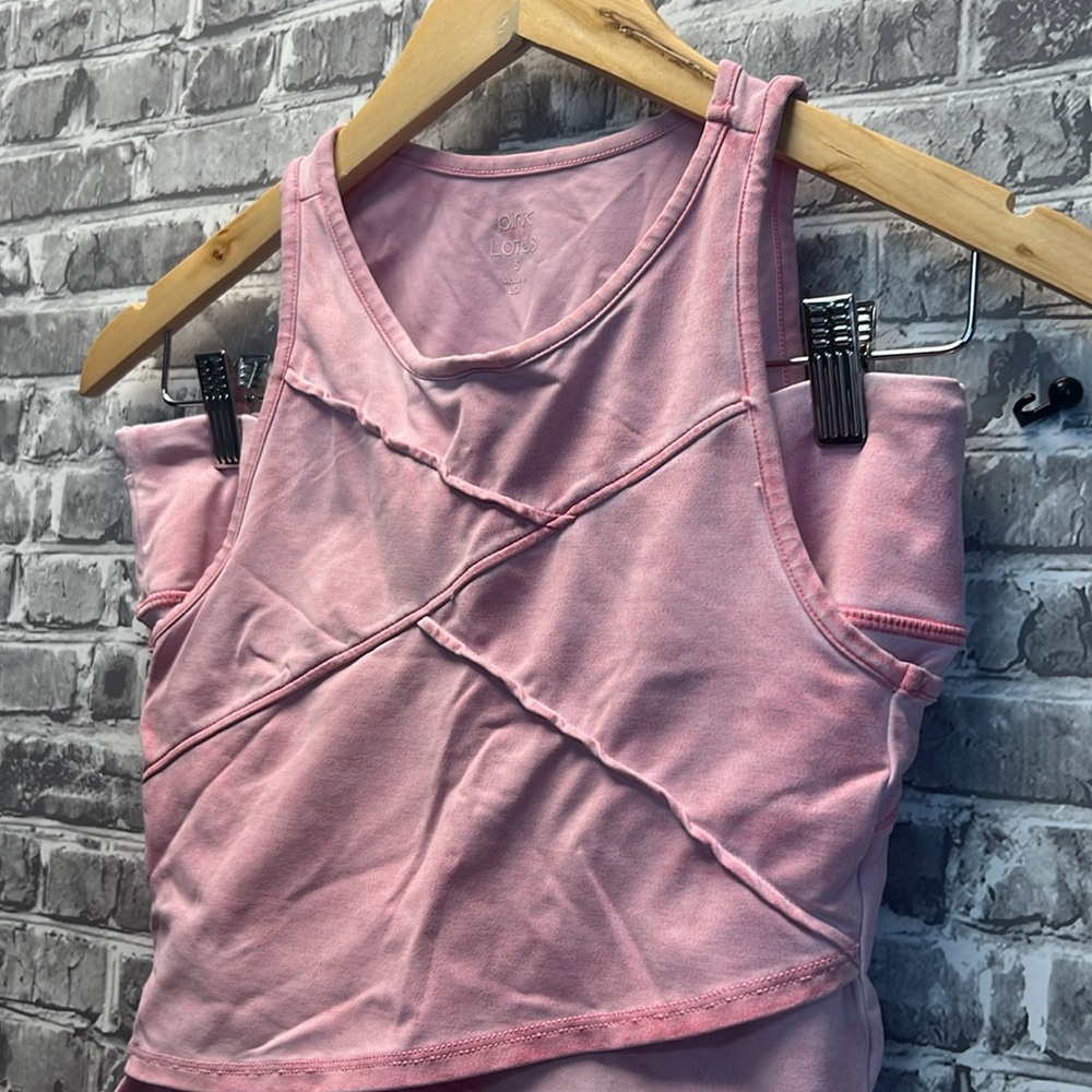 Pink Lotus - Picture 3 of 9